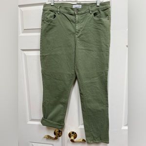Women’s skinny, ankle pants Sz 12